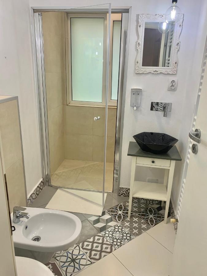 Private Place To Stay Self Check In-Nonstop- Netflix-Wifi Resita Eksteriør billede