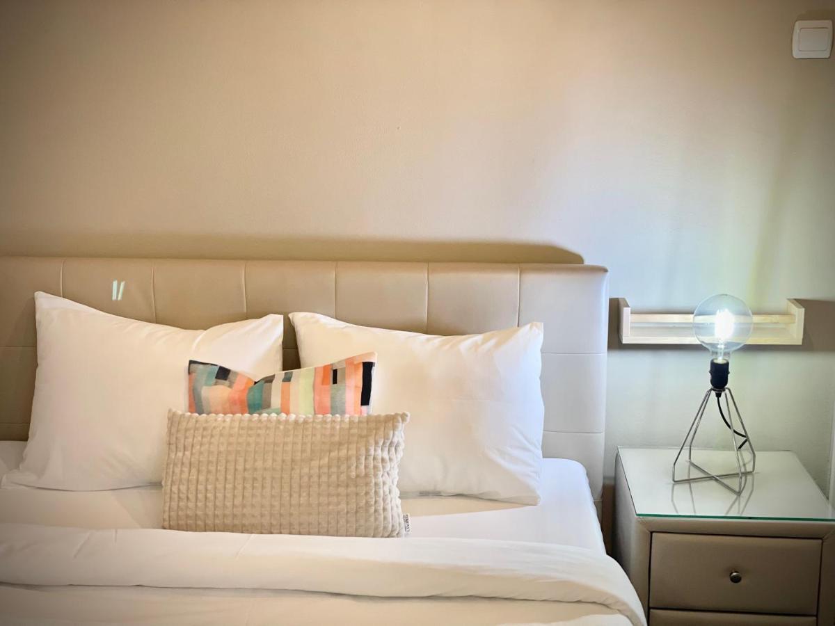 Private Place To Stay Self Check In-Nonstop- Netflix-Wifi Resita Eksteriør billede