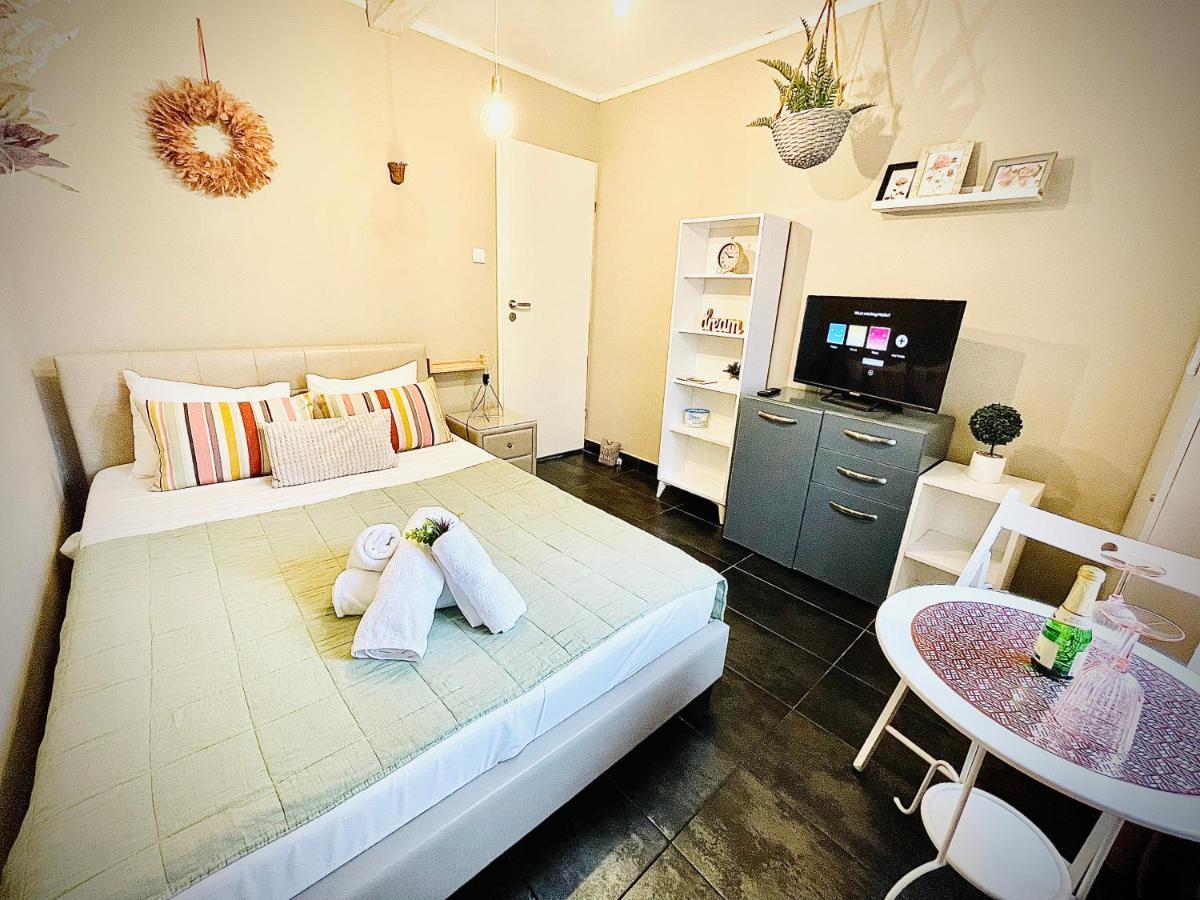 Private Place To Stay Self Check In-Nonstop- Netflix-Wifi Resita Eksteriør billede