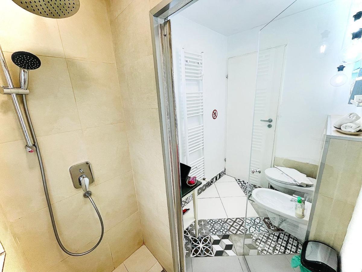 Private Place To Stay Self Check In-Nonstop- Netflix-Wifi Resita Eksteriør billede